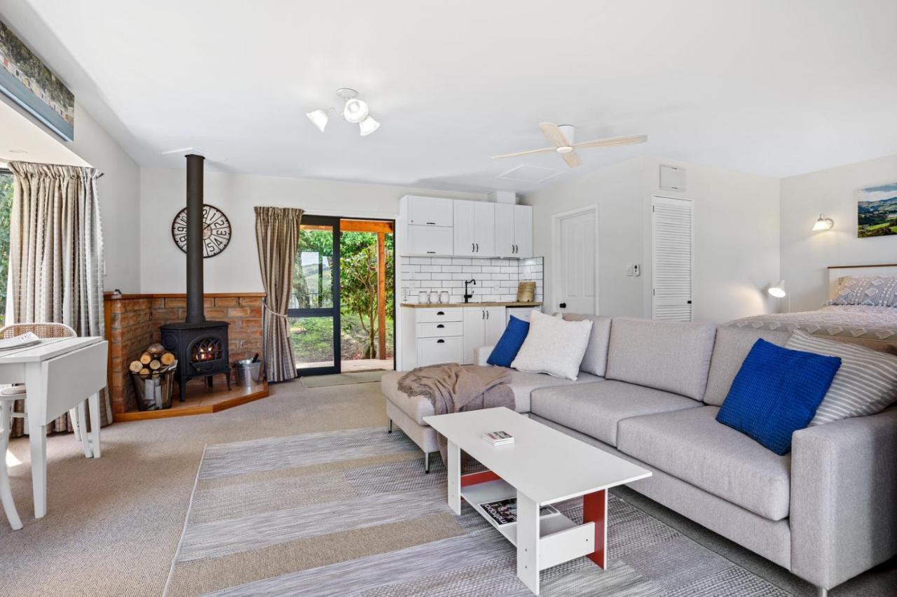 Woodside - Akaroa Holiday Cottage מראה חיצוני תמונה
